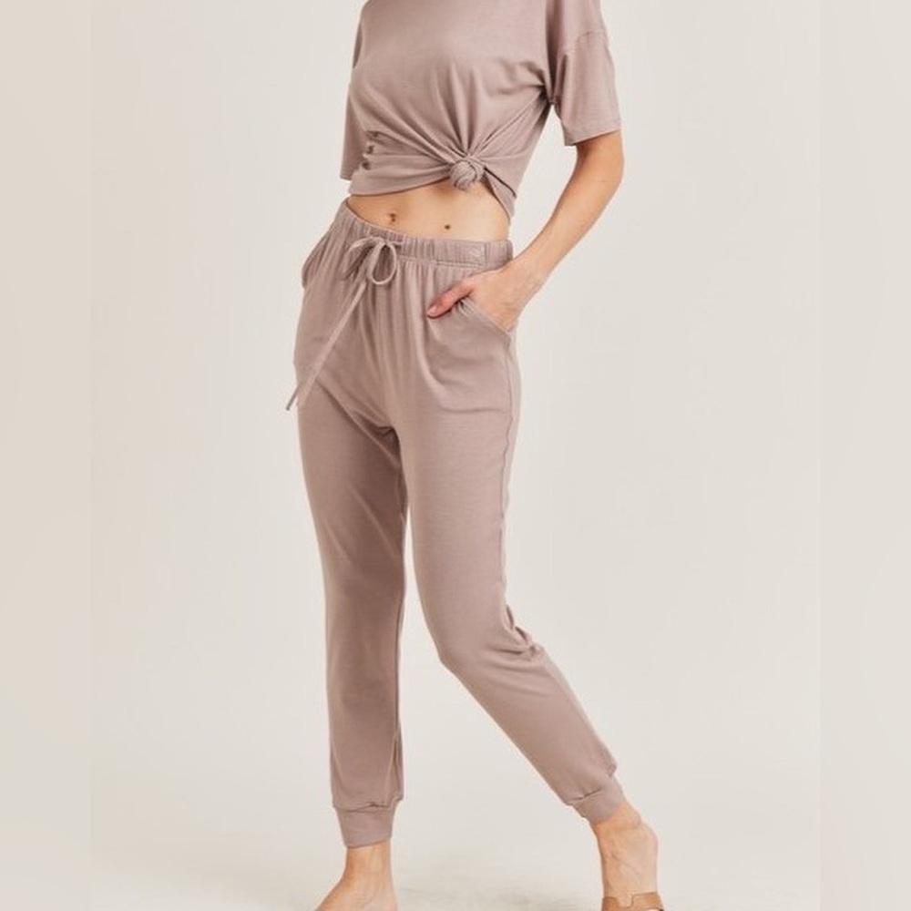 Drop Shoulder T-Shirt & Jogger Lounge Set Brown